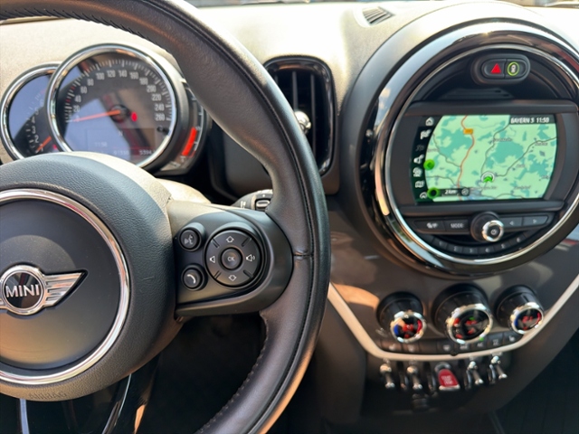 Cooper S Countryman LED PDC SHZ 18' CHILLI Klima