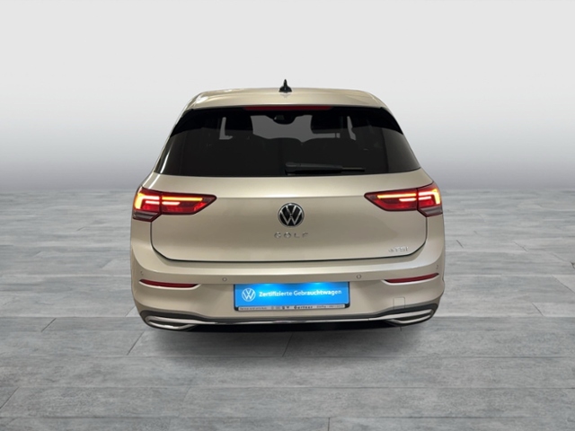 Golf VIII MOVE 1.0 eTSI DSG LED-PLUS AHK PDC SHZ