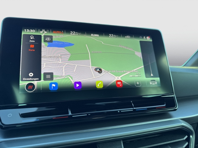 Leon FR 1.5eTSI DSG NAVI AHK KAMERA SHZG LED KLI