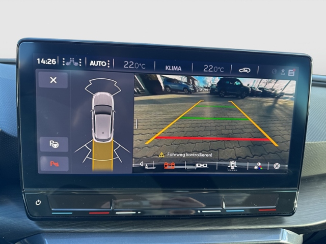 Leon VZ 2.0 TSI DSG PANO 19'VISION PLUS KAMERA A