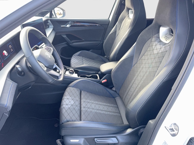 Tayron R-LINE 2.0 TDI SCR 4MOTION DSG PANORAMADA
