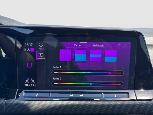 Golf VIII R-LINE 1.5 eTSI DSG PANO REAR VIEW MAT