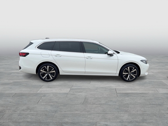 Passat Variant BUISNESS 1.5 TSI eHYBRID DSG REAR
