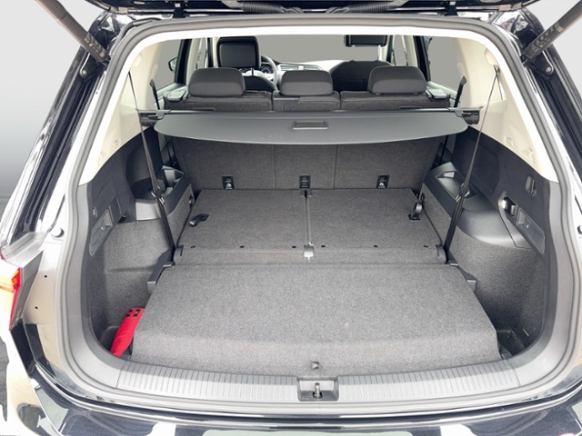 Tiguan Allspace MOVE 1.5 TSI DSG REAR VIEW NAVI