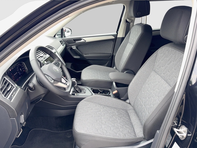Tiguan Allspace MOVE 1.5 TSI DSG REAR VIEW NAVI