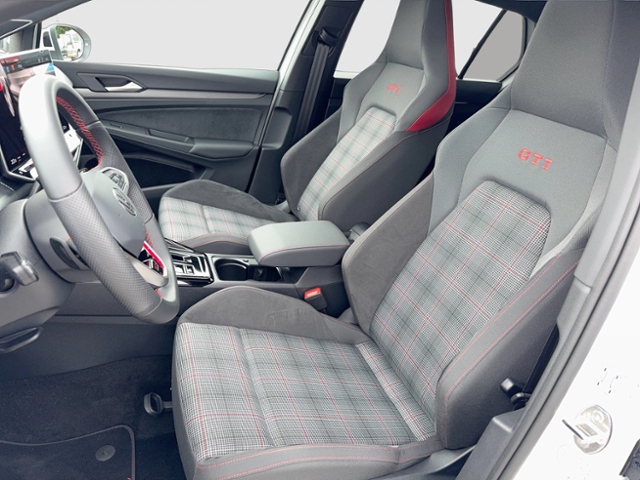 Golf VIII GTI 2.0 HEAD-UP MATRIX HARMAN KARDON A