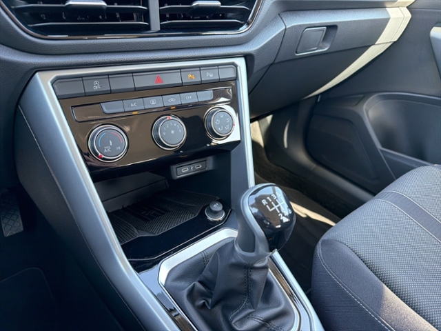 T-Roc LIFE 1.0 TSI REAR VIEW AHK LED SHZG PDC PA