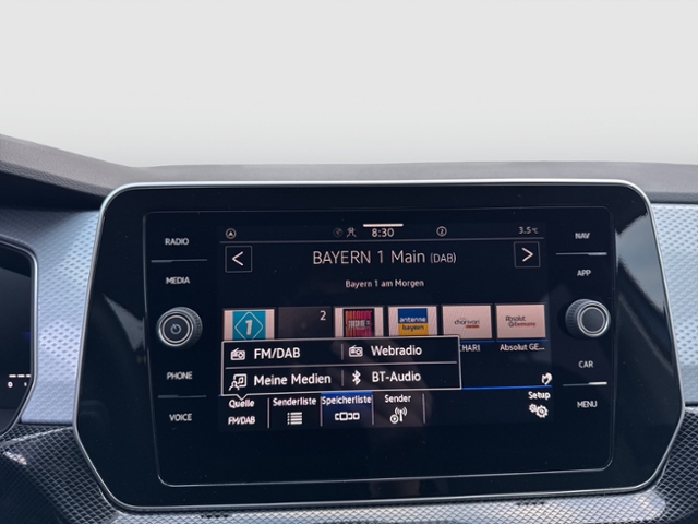 T-Cross GOAL 1.0 TSI REAR VIEW DAB+APP-CON LED A