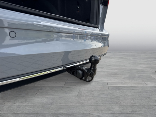 Golf VIII Variant GOAL 1.5 eTSI OPF DSG AHK REAR