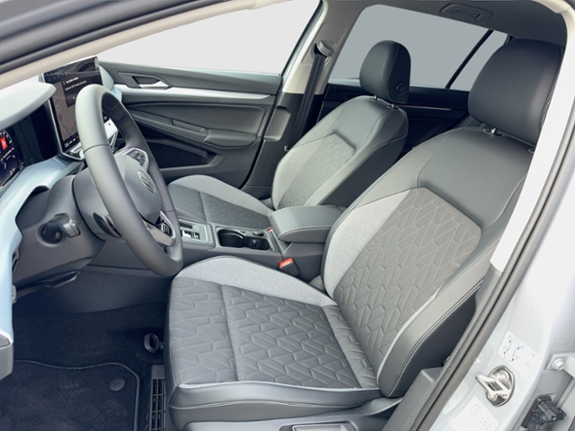 Golf VIII Variant GOAL 1.5 eTSI OPF DSG AHK REAR