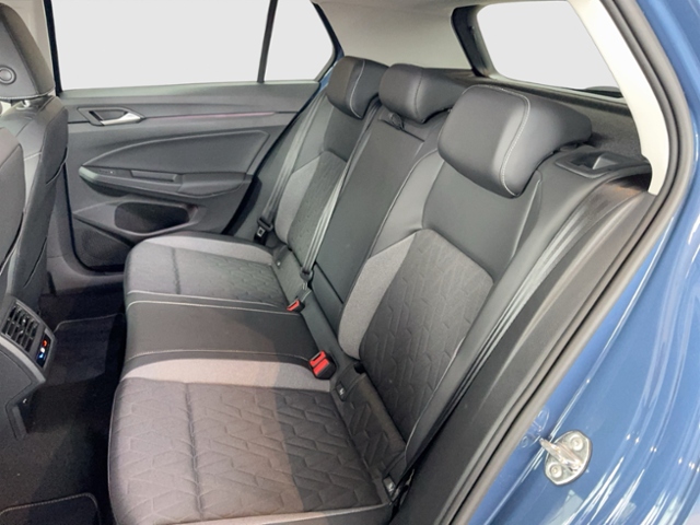 Golf VIII GOAL 1,5 l eTSI OPF DSG AHK REAR VIEW 