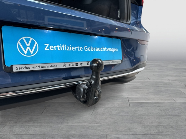 Golf VIII GOAL 1,5 l eTSI OPF DSG AHK REAR VIEW 