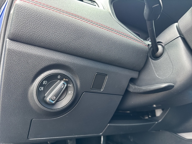 Arona FR 1.0 TSI NAVI LED KAMERA SHZG DAB+ Klima
