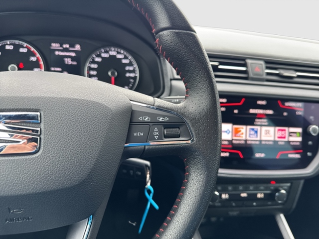 Arona FR 1.0 TSI NAVI LED KAMERA SHZG DAB+ Klima