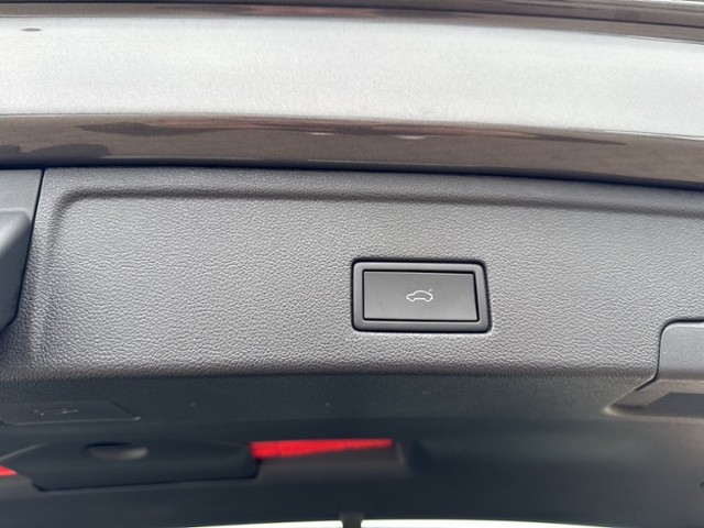Touareg ATMOSPHERE 3.0 V6 TDI MATRIX LUFTFW.ALLR