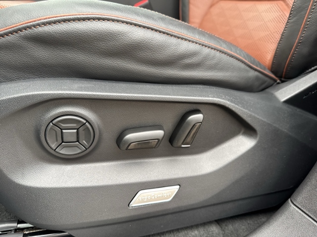 Touareg ATMOSPHERE 3.0 V6 TDI MATRIX LUFTFW.ALLR