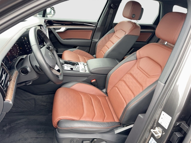 Touareg ATMOSPHERE 3.0 V6 TDI MATRIX LUFTFW.ALLR