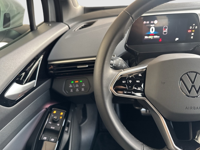 ID.4 PURE 52kWh AREA VIEW IQ LIGHT EASY OPEN NAV