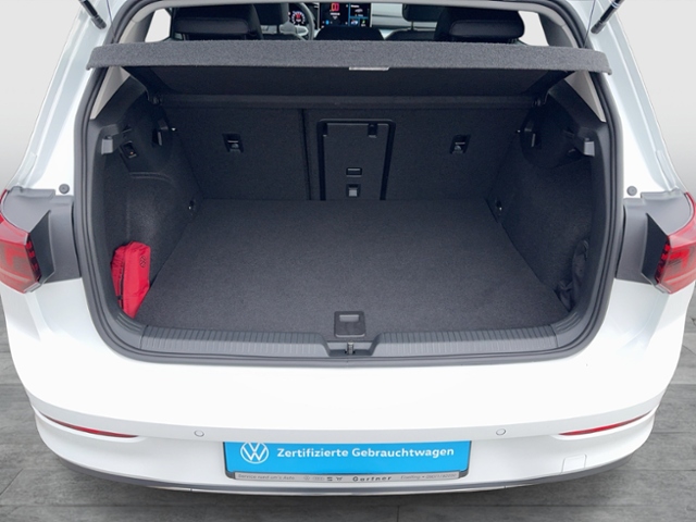 Golf VIII GOAL 1,5 l eHybrid DSG REAR VIEW AKH D