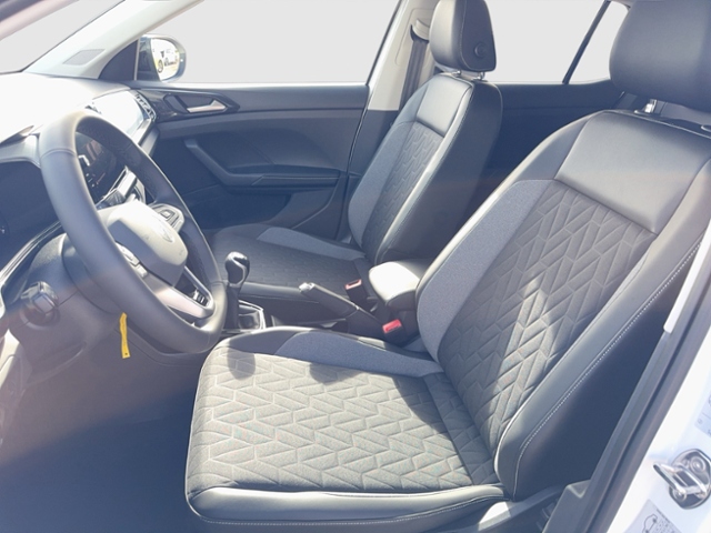 T-Cross GOAL 1.0 TSI OPF AHK REAR VIEW LE EINPAR