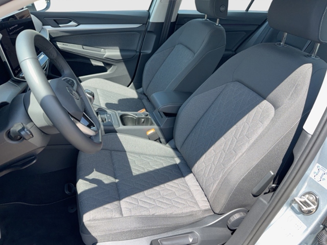 Golf VIII LIFE 1.5 TSI REAR VIEW HEAD UP NAVI AP