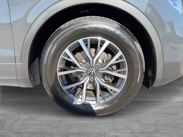Tiguan LIFE 2.0 TDI DSG NAVI AHK APP-CON LENKR:H