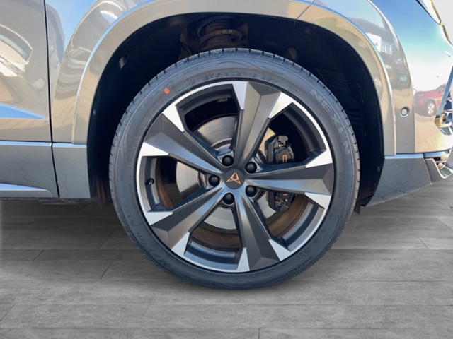 Ateca 2.0 TSI DSG 4DRIVE BEATS AUDIO PANO ACC AH