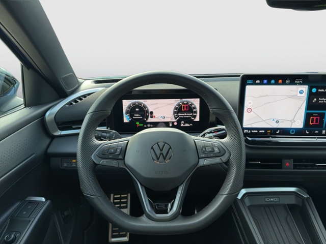 T-Roc R-LINE 1.5eTSI DSG SPORTFWK HEAS UP DISPLA