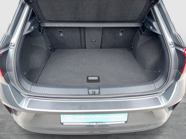 T-Roc R-LINE 1.0 TSI 6 GANG REAR VIEW NAVI SHZ A