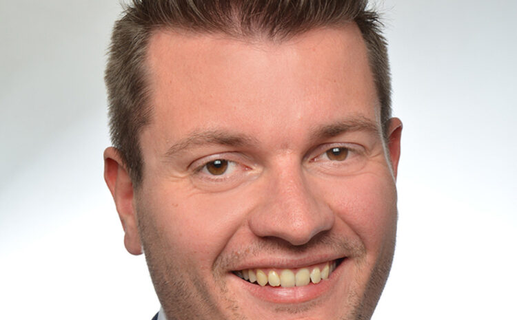  Julian Schmalenbach